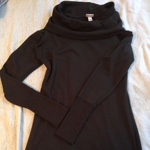 NWOT fun turtle neck sweater dress!