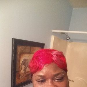 Meet your Posher, Renea