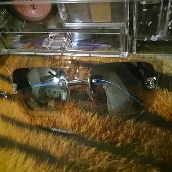 Last Sale Authentic chanel Sunglasses