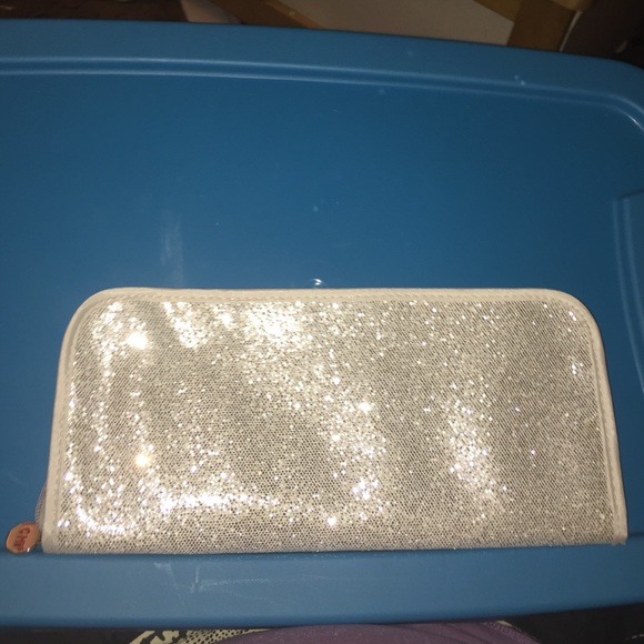 i CHI sparkly silver case - Picture 1 of 4