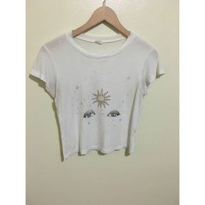 Brandy Melville t-shirt crop top