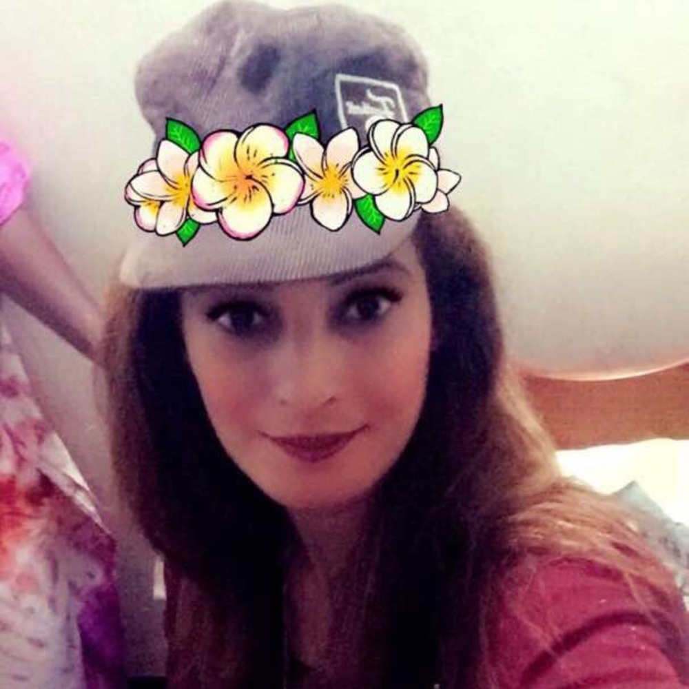 Meet your Posher, Jamila