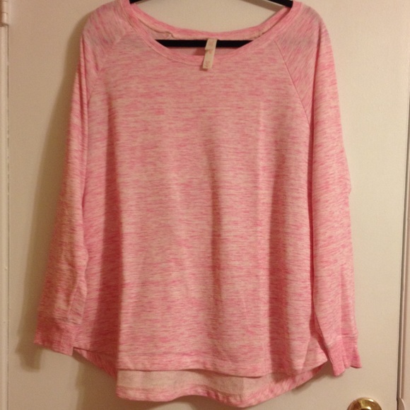 Xhilaration pink sleep shirt