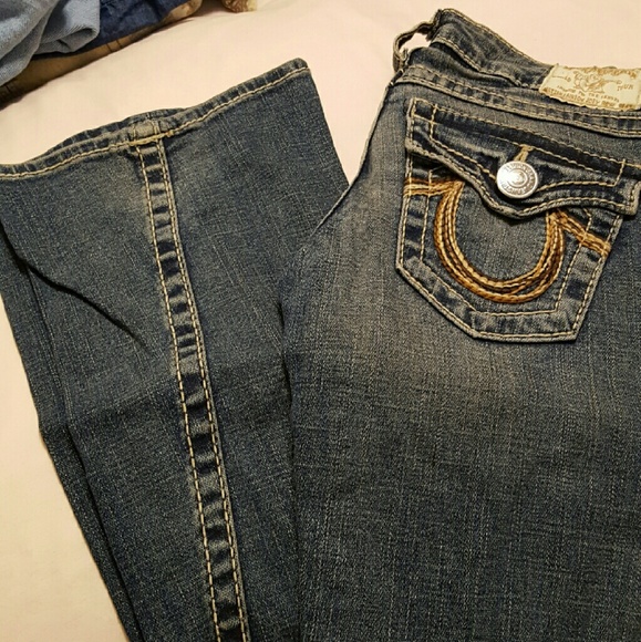 True Religion - Picture 3 of 4