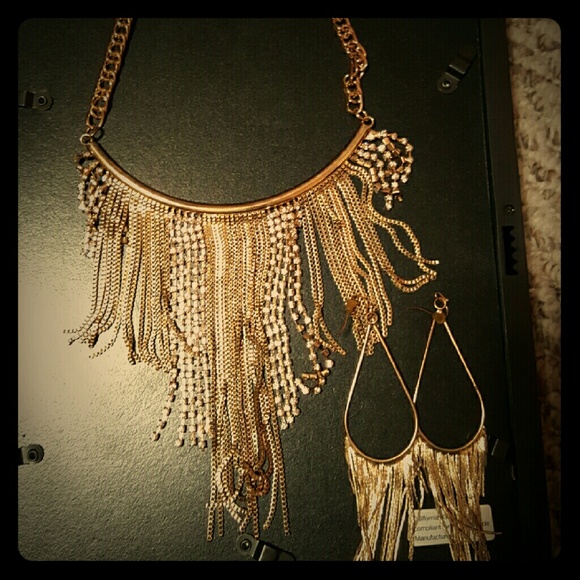 Gold necklace and earrings