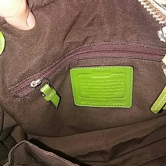 Authentic Coach - Picture 3 of 4