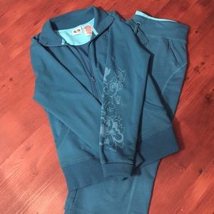 Jacket and Capri Set