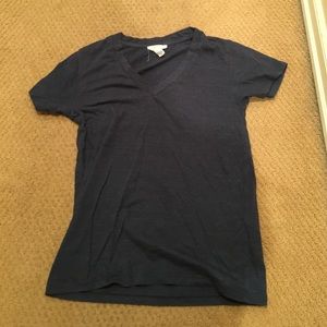 Blue v-neck tshirt