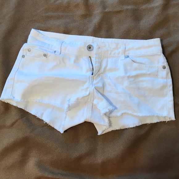 Summer shorts - Picture 1 of 3