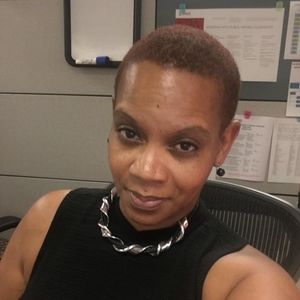 Meet your Posher, Eleese