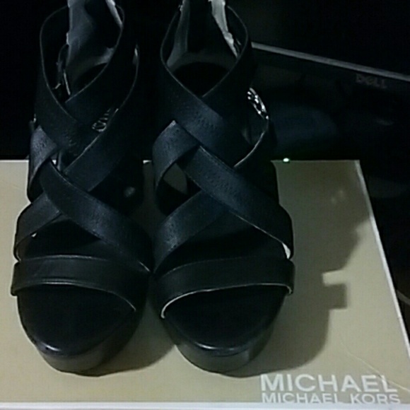 NIB Michael Kors Wedges