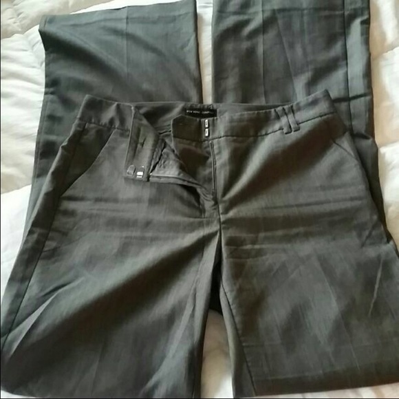 NY&Co. Grey pants