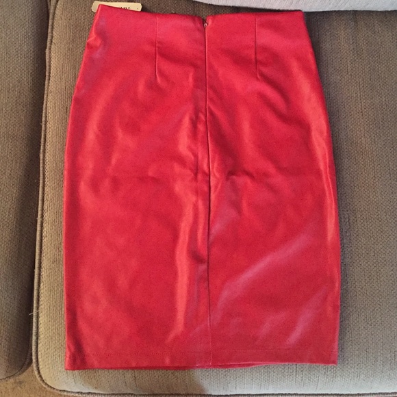 Pencil red faux leather skirt NWT