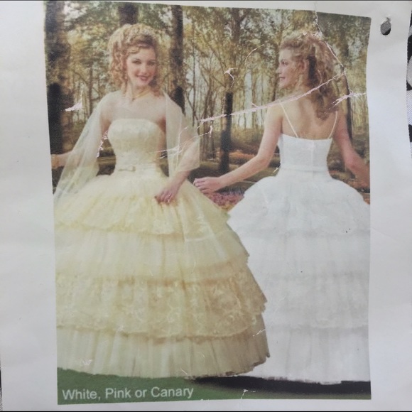 Puffy dress - Picture 2 of 2