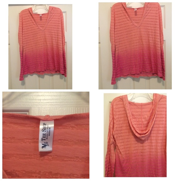 VS Top. NWOT