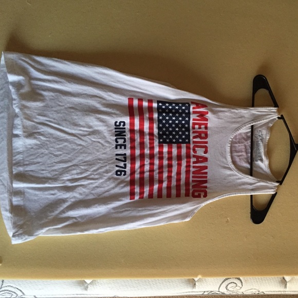 Chase rice size small tank. Never worn.