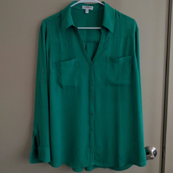 Express Convertible Sleeve Blouse