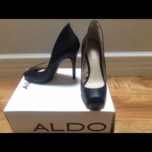 Aldo Eggenberg Peep Toe Heels