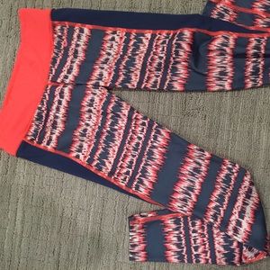 Nike zigzag coral leggings