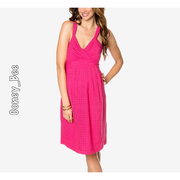 ‼️25% OF BUNDLE‼️Motherhood Maternity Eyelet Dress