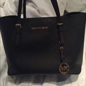FINAL PRICE!! Michael Kors Jet Set Tote