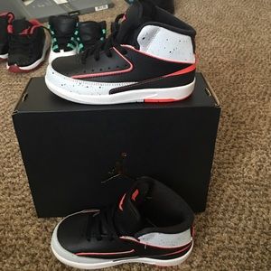 Air Jordan 2 retro (infrared 23)