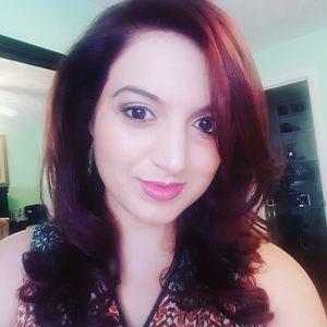 Meet your Posher, Ena