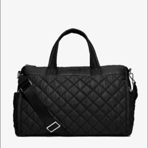 🚫SOLD🚫ROBERTS LARGE QUILTED-NYLON YOGA DUFFEL
