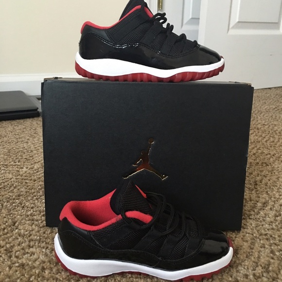 Air Jordan 11 retro Low (Bred)