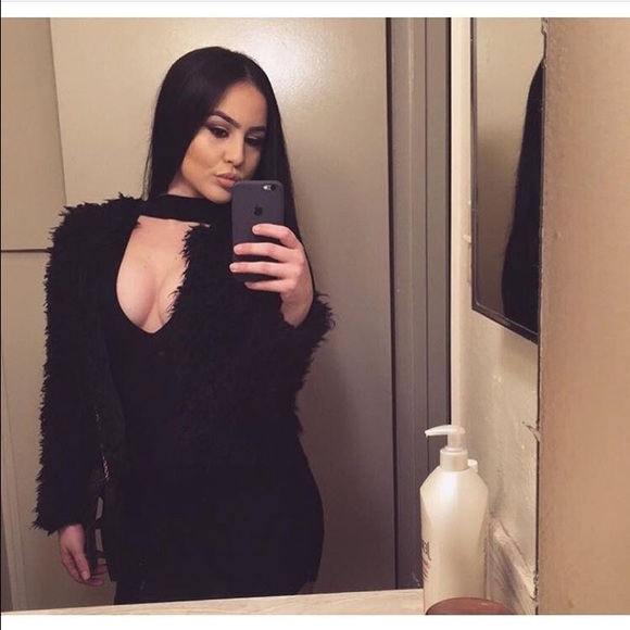 Meet your Posher, Ashla