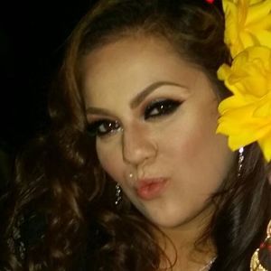 Meet your Posher, Marisa