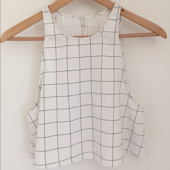 American Apparel Tops - AA loose fitting crop top