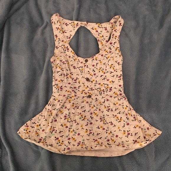 O'Neill open back shirt