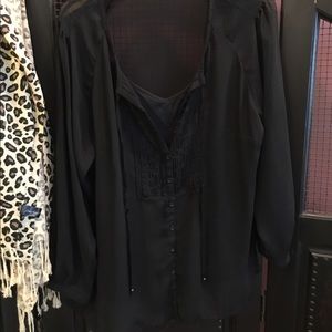 Long sleeved black oversized shirt