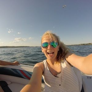 Meet your Posher, Georgia