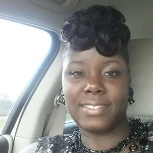 Meet your Posher, Lakesha