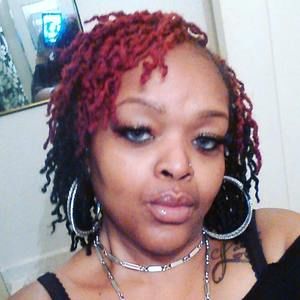 Meet your Posher, Alisha