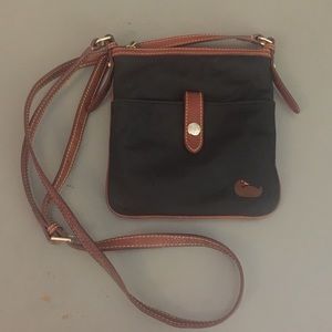 Dooney & Bourke black cross body