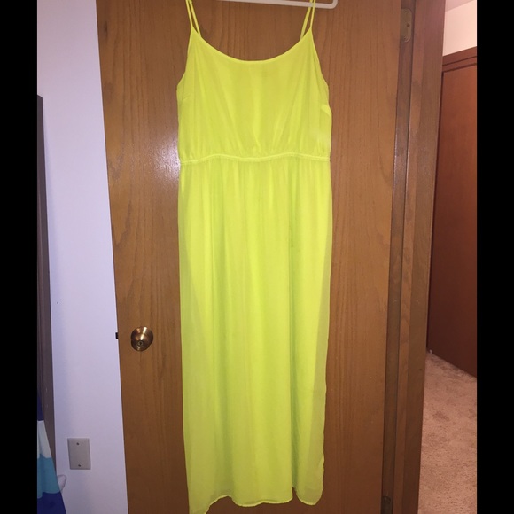 Gorgeous neon yellow/green maxi dress