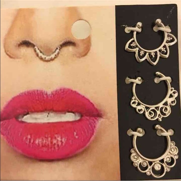 Set of 3 NWT Silver Faux Septum Rings