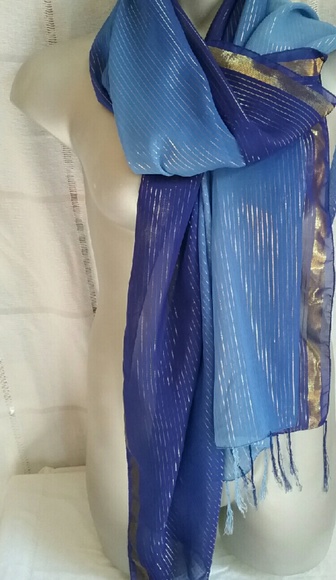 Beach cover up or wrap - Picture 2 of 4