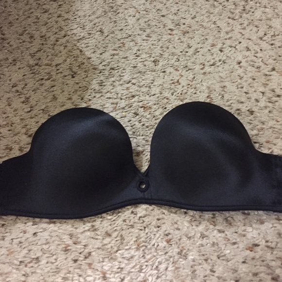 Victoria secret strapless bombshell bra