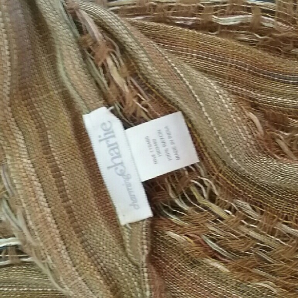 Scarf - Picture 4 of 4