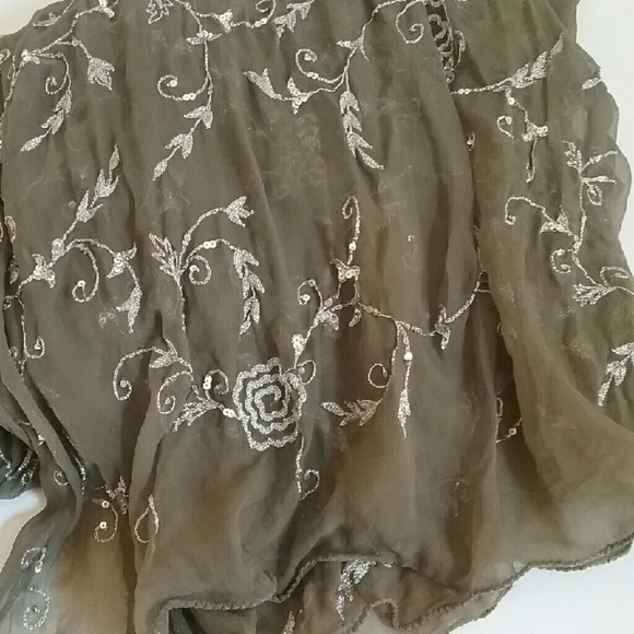 Sheer wrap - Picture 3 of 3