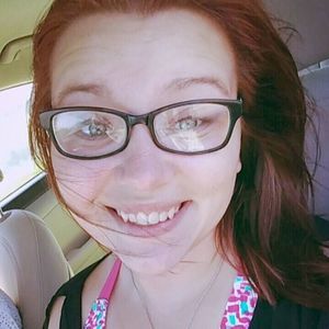 Meet your Posher, Kendra