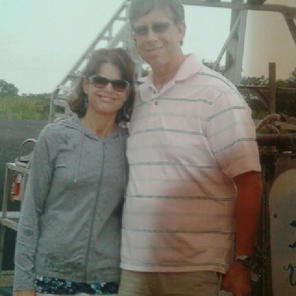 Meet your Posher, Sheila - Picture 2 of 2