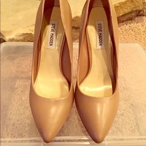 Steve Madden Galleryy Nude Heels