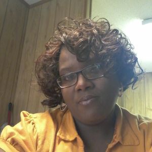 Meet your Posher, Leslie