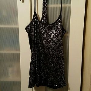 Guess Jeans  t-strap  ruffle waist top