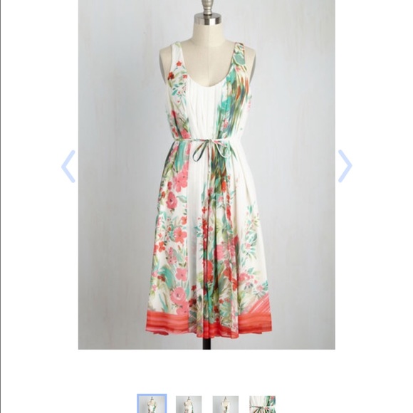 New York City Twirl Dress floral size 14 gorgeous!